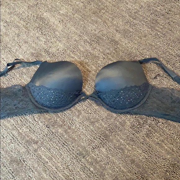 Bra - Picture 1 of 3